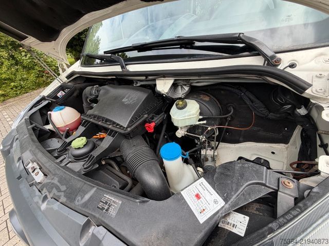 Минибус VOLKSWAGEN Crafter 2.5 Tdi Maxi 9Sitze Schiebetür Klima Pdc