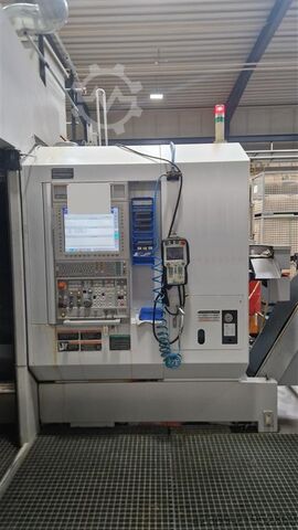 Centro de torneamento e fresagem CNC MORI SEIKI NZ 2000 T3Y2 & Lehmann-Robot
