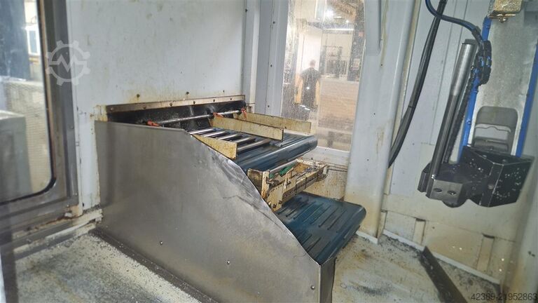 Centro de torneamento e fresagem CNC MORI SEIKI NZ 2000 T3Y2 & Lehmann-Robot