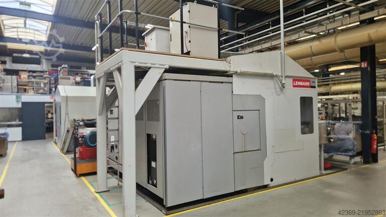 Centro de torneamento e fresagem CNC MORI SEIKI NZ 2000 T3Y2 & Lehmann-Robot