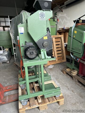 Mlin za drobljenje plastike Mühle RAPID 1521