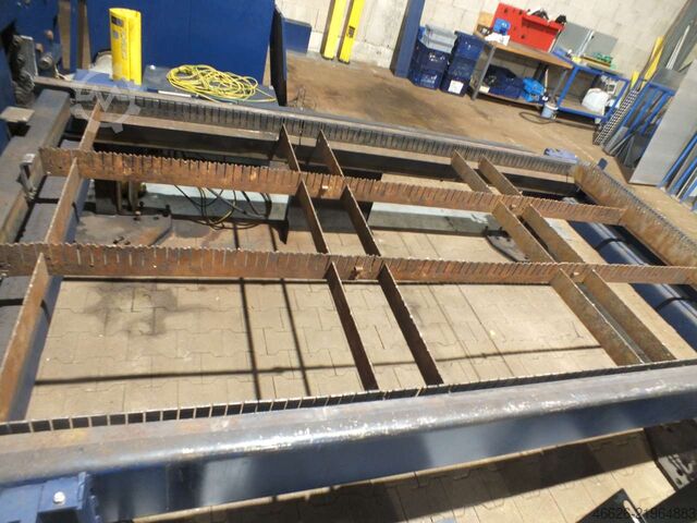 Laserschneidmaschine TRUMPF TruLaser 5030 Fiber