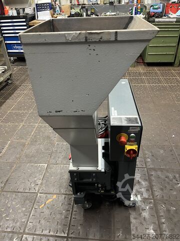 مطحنة جانبية GETECHA RS 1615