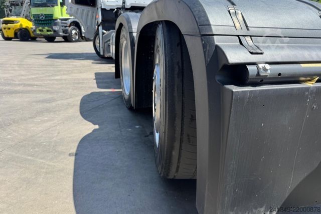 Podwozie ciężarówki MERCEDES-BENZ Actros 2548 6x2