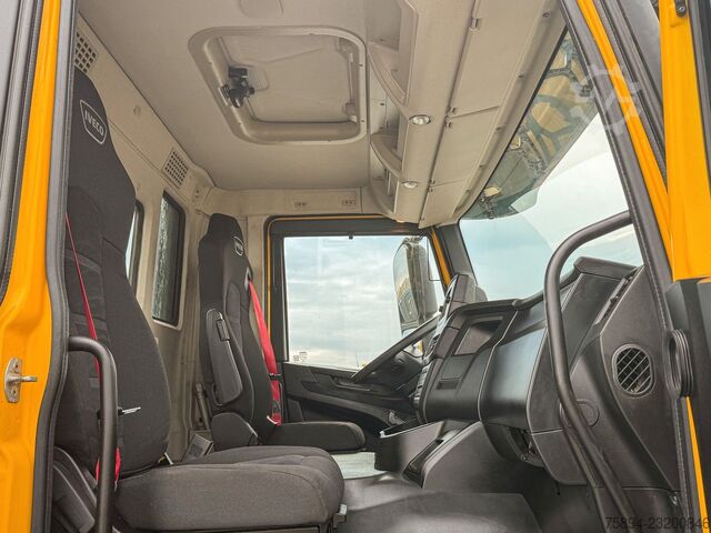 Autocarro ribaltabile IVECO X WAY 480* KIPPER * 8x4 * TOPZUSTAND