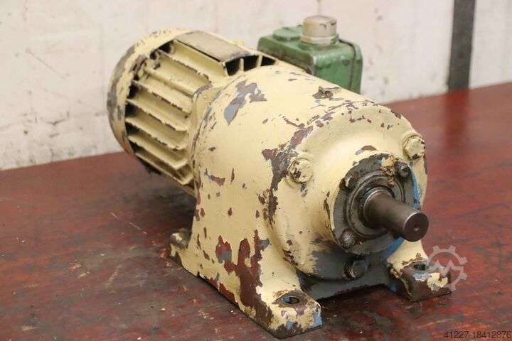 Motorreductor 0,37 kW 40 rpm SEW-EURODRIVE R53 D 22/4