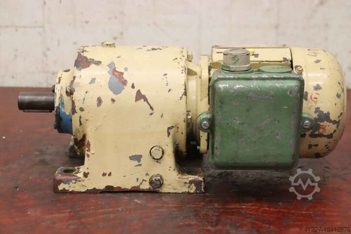 Motorreductor 0,37 kW 40 rpm SEW-EURODRIVE R53 D 22/4