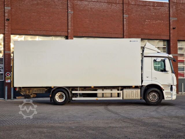 Koffer Mercedes-Benz Antos 1830 4x2 - Box with sidedoors - Zepro loa...