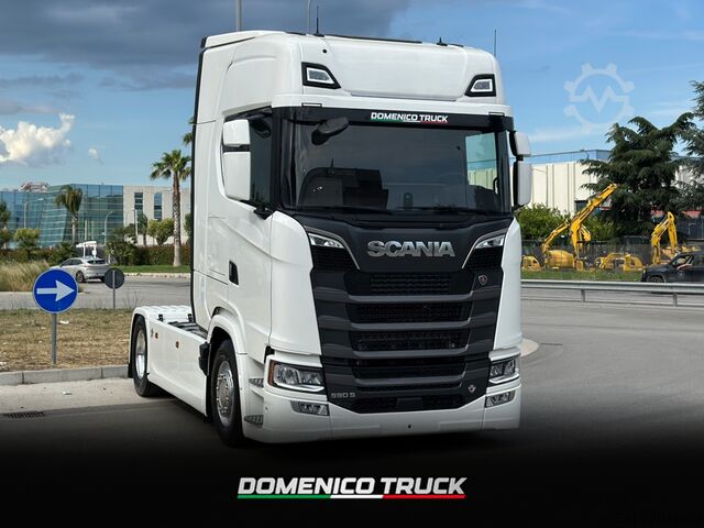 Standardni vlačilec SCANIA 590S FULL PNEUMATIC