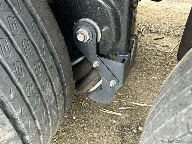 Plansemihenger Kögel S 24-1 2xLift/unbenutzt/ 2x vorhanden