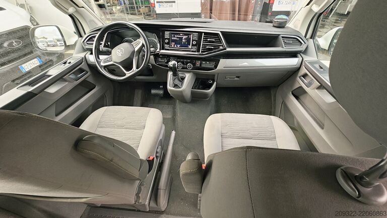 τροχόσπιτο/αυτοκινούμενο τροχόσπιτο 2022 Volkswagen California Coast | Automatico | Tetto a soffietto