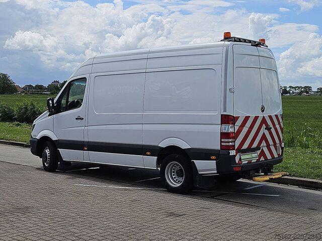 Camioneta familiar de techo alto MERCEDES-BENZ SPRINTER 519 L2H2 V6 3.0Ltr Airco