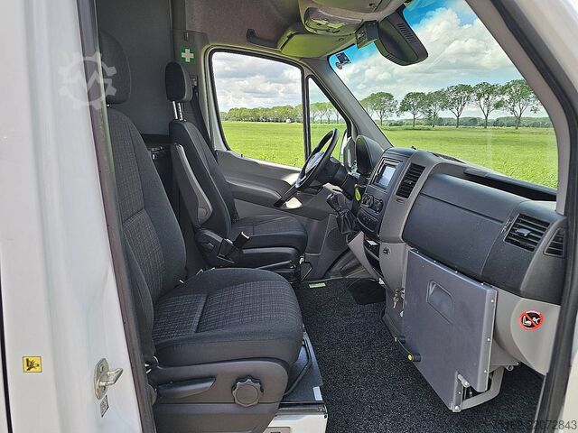 Camioneta familiar de techo alto MERCEDES-BENZ SPRINTER 519 L2H2 V6 3.0Ltr Airco