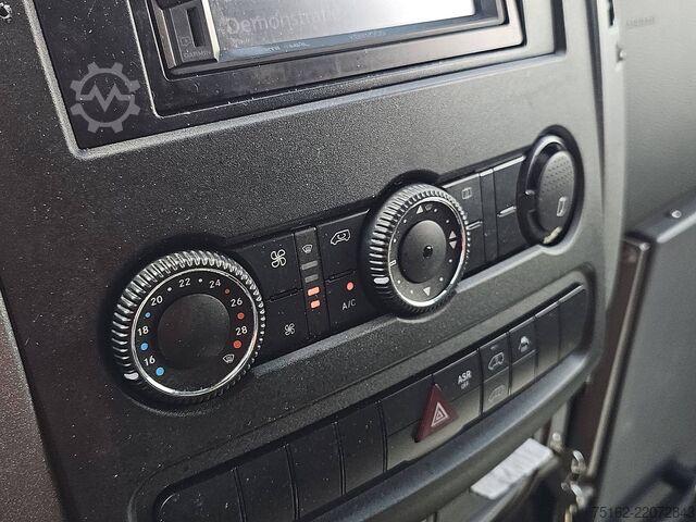 Camioneta familiar de techo alto MERCEDES-BENZ SPRINTER 519 L2H2 V6 3.0Ltr Airco