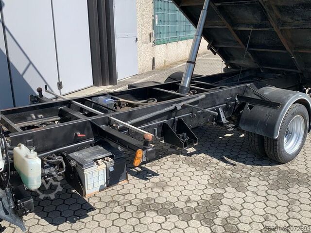 Fourgon benne basculante Isuzu NPR 35