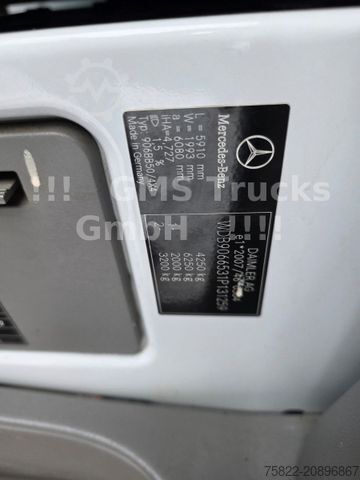 Aukštas mikroautobusas MERCEDES-BENZ Sprinter 516 CDI / 4X4 ALLRAD / Mixto 6 Sitze