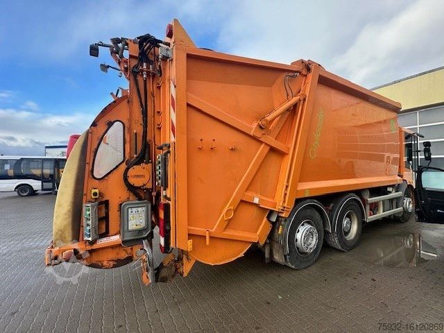 Xe chở rác MERCEDES-BENZ ECONIC 2633 HN TERBERG 1. D- kommunale Hand