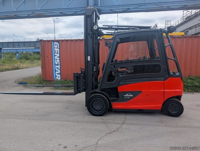 Elektrisk firehjulsgaffeltruck Linde E 45-600 // 2555 Std. // 3. & 4. Ventil // Seitens