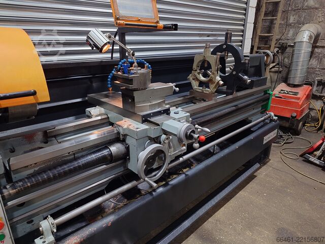 Akselitukinen sorvi (aukolla) Huvema Lathe 560 x 2000