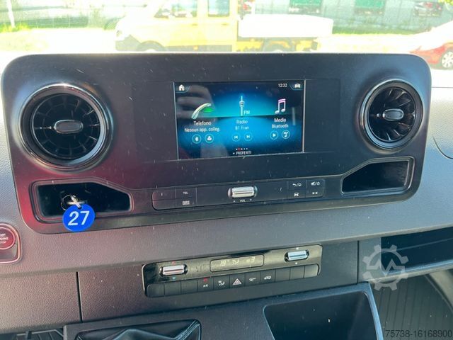 Duba panelată MERCEDES-BENZ Sprinter 314 CDI MAXI/Klima/3-Sitze/MBUX