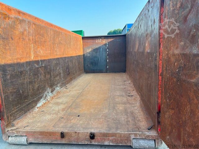 Kontejner s kukom  CONTAINER SCARRABILE USATO A CIELO APERTO