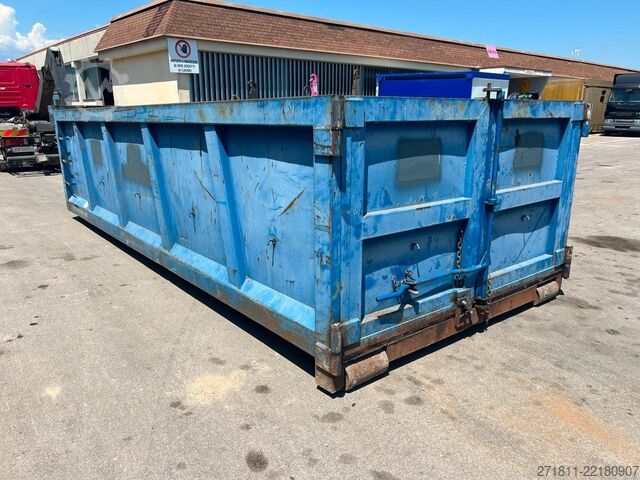 Kontejner s kukom  CONTAINER SCARRABILE USATO A CIELO APERTO