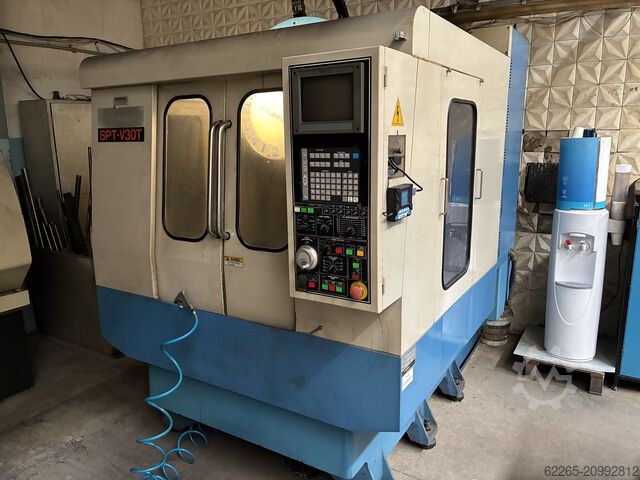 立形マシニングセンタ Hyundai SPT-V30T