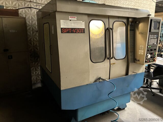 立形マシニングセンタ Hyundai SPT-V30T