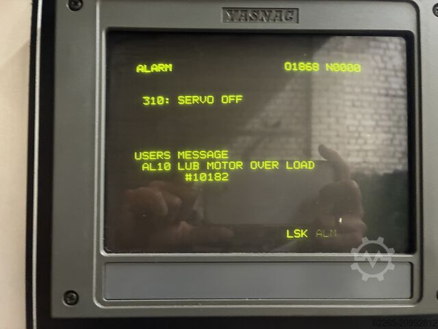 立形マシニングセンタ Hyundai SPT-V30T