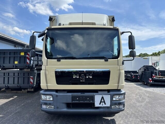 Samochód ciężarowy z plandeką typu platforma man TGM 15.290 BL 4x2 BL Plane u. Spriegel Gardine