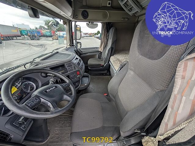 Chasis con cabina DAF XF 440