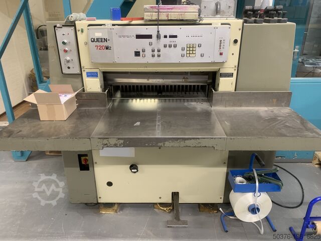 Stabilen 720 mm rezalni stroj z NC krmiljenjem in kroglično vreteno na sedlu ITOH - Japan Queen 720 MNC-2 manual nummeriek