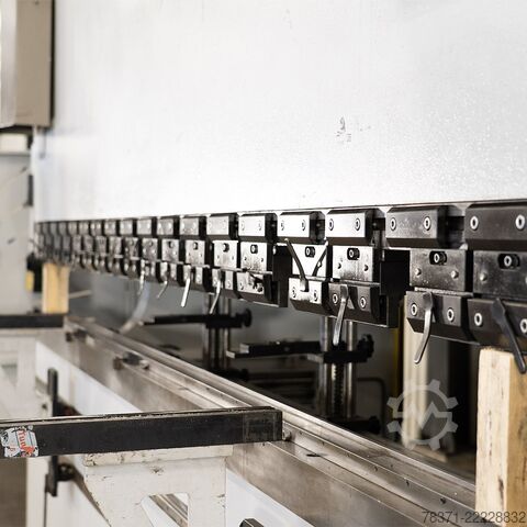 Särmäyspuristin Ermaksan HAP 4100x300 CNC