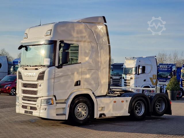 Standard-SZM Scania R530 V8 NGS Highline 6x2 - 2.95 WB - Full air -...