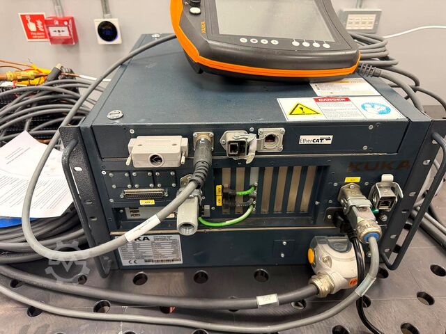 Industrirobot KUKA KR6 R7000