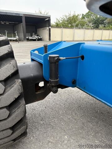 Platform kerja bergerak Niftylift HR21 4x4
