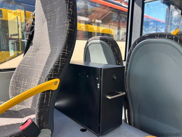 Autocarro urbano SOLARIS Urbino 8.9  LE MIDI KLIMA  2,4 m GURTE  NEULACK