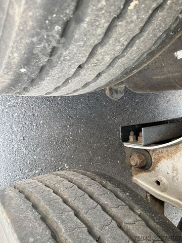 Semi-reboque aberto com lona SCHMITZ CARGOBULL SCB/S3T BORDWANDSIDER EDSCHA LIFT
