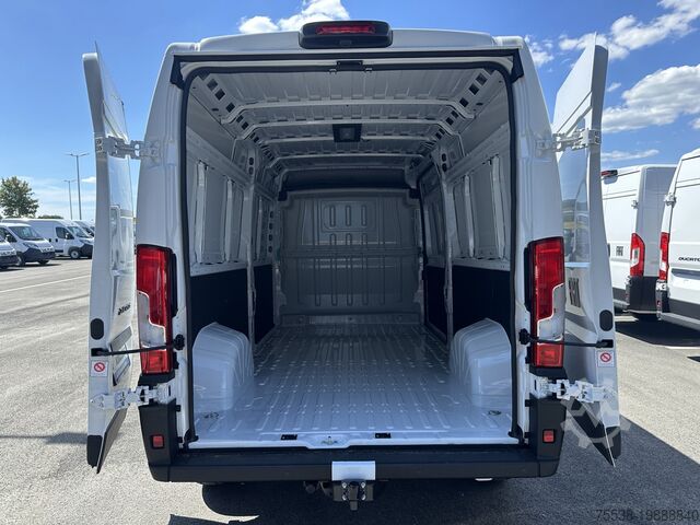 Furgoneta de caja alta Fiat Ducato