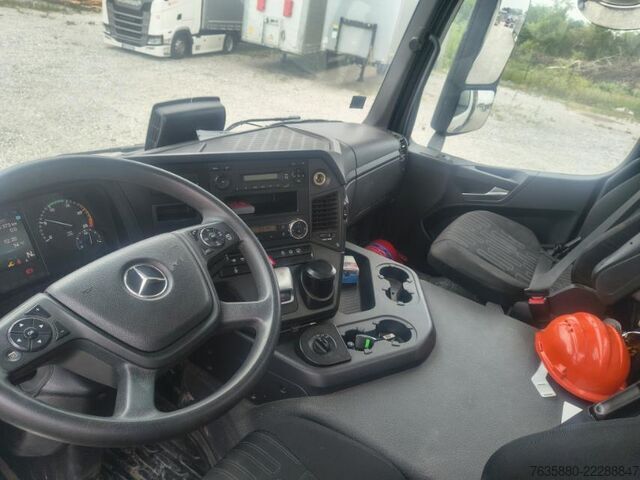 ανατρεπόμενο φορτηγό Mercedes-Benz Arocs 8x8 Euro 6