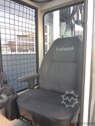 Seitenstapler Fantuzzi SF 40 U