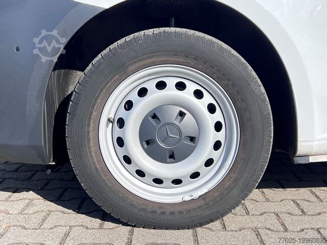 Ilgas skydinis furgonas Mercedes-Benz Vito Klima Komfortsitze 2xParktronik DAB