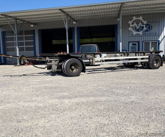 Remolque con chasis intercambiable SOMMER Verzinkte BDF Lafette 235/75R17,5 BPW