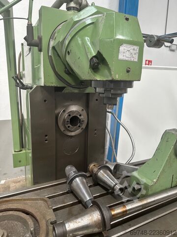 Fresadora CME FU3 CM