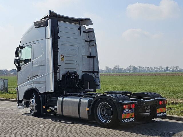 मानक SZM VOLVO FH 500 XL I-PARK-COOL MEGA