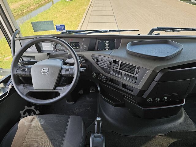 मानक SZM VOLVO FH 500 XL I-PARK-COOL MEGA