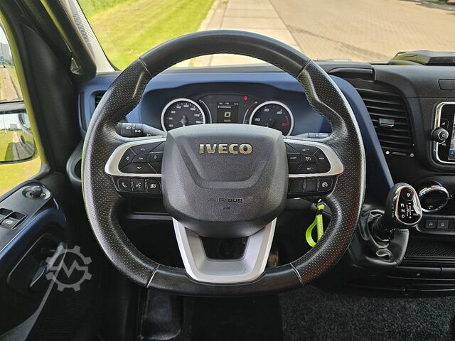 Mobil station wagon beratap tinggi IVECO DAILY 35C18 ac aut. dc EURO6