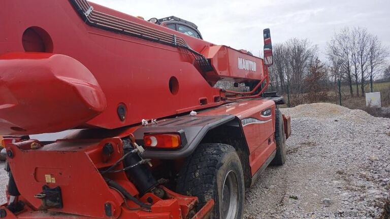 Teleskopski utovarivač MANITOU MRT2470