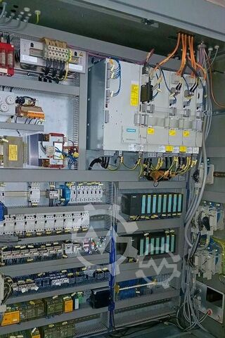 Qendra horizontale e përpunimit CNC DECKEL MAHO DMC 60 H