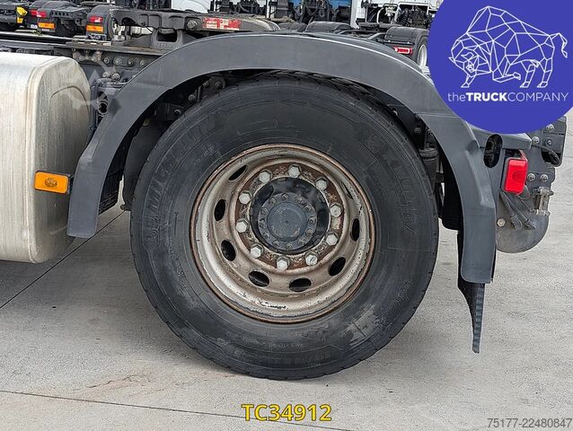 Estándar-SZM Renault T 520